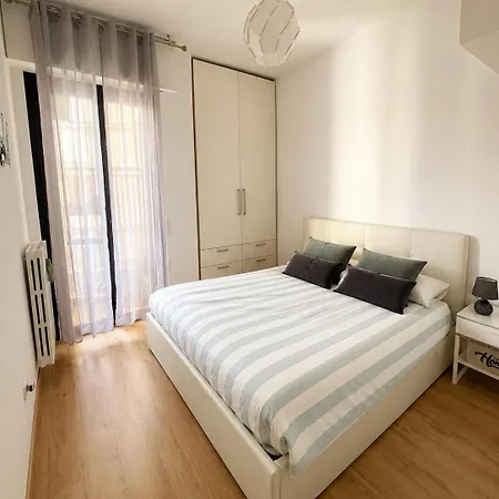 Piazza Sant'alfonso Apartment *